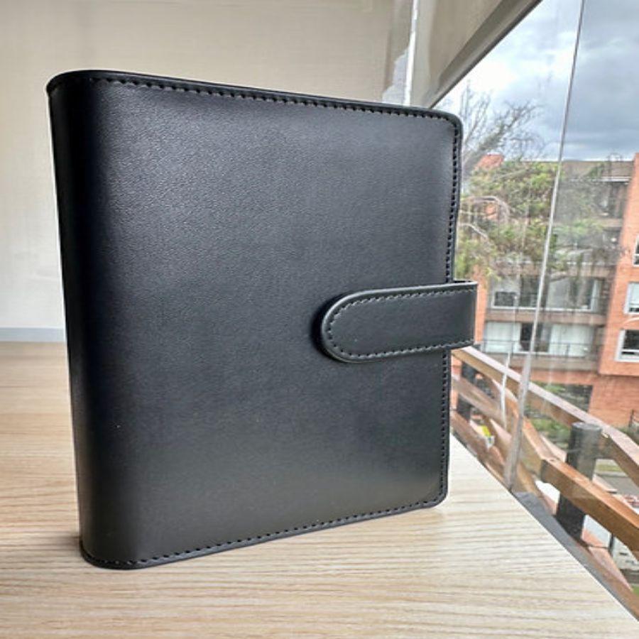 Organizador financiero negro