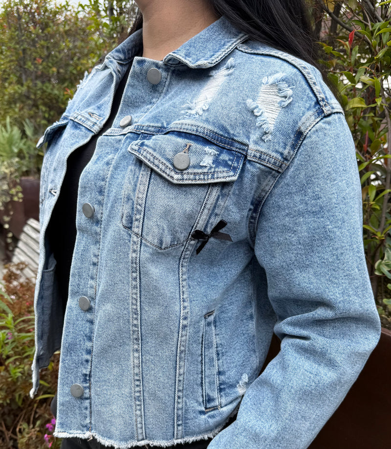 Chaqueta de jean con moños, BJUS