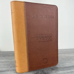BIBLIA CAFÉ VIVE LA PALABRA, LETRA GRANDE CON CIERRE - TLA