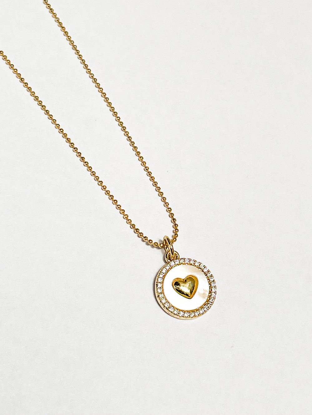 Cadena nácar Love