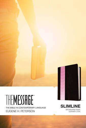 Biblia slimline, imitación cuero café y rosada - The Message